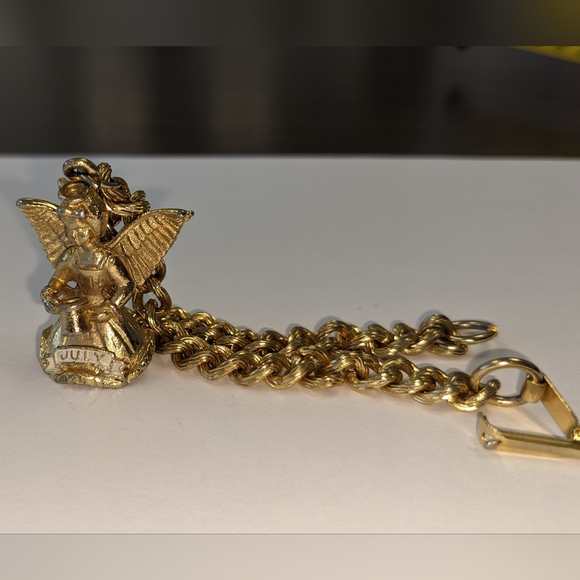 VTG SIGNED GOLD TONE JULY BIRTH ANGEL CHARM BRACELET - Picture 5 of 13